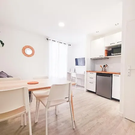 Le Valmy #4 - Cosy Studio - *